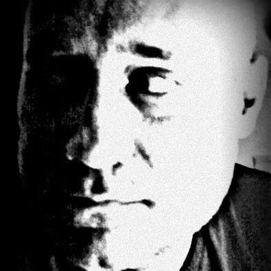 bulldog-1st-selfie-dark-n-photoshopped-35b